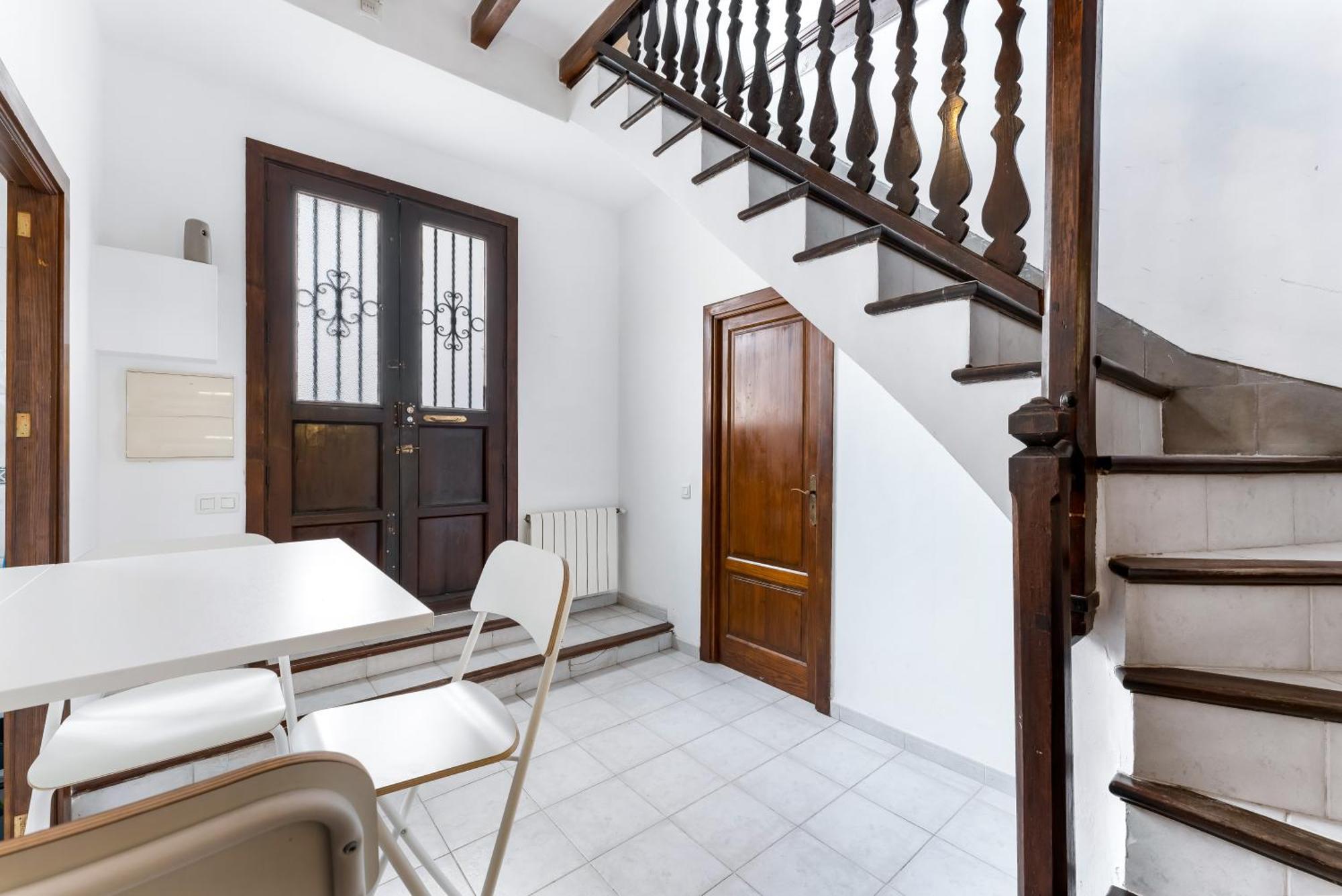 Rustica, Centrica & Agradable Bed and breakfast